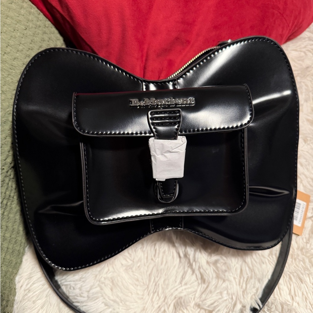 Dr. Martens Bow Bag
